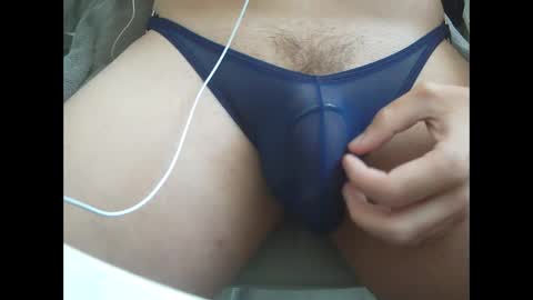 Snapshot of james223083 chatting on March 28, 8:25 am James online show from March 28, 8:25 am