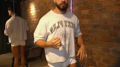 Snapshot of james_axel chatting on February 8, 2:38 pm James Axel online show from February 8, 2:38 pm