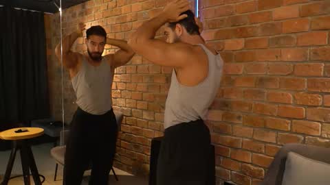 Snapshot of james_axel chatting on November 2, 2:30 pm James Axel online show from November 2, 2:30 pm