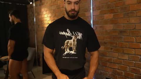 Snapshot of james_axel chatting on February 7, 1:59 pm James Axel online show from February 7, 1:59 pm