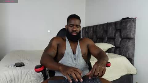 Snapshot of james_bbcmuscle chatting on June 10, 10:08 pm James BBC online show from June 10, 10:08 pm