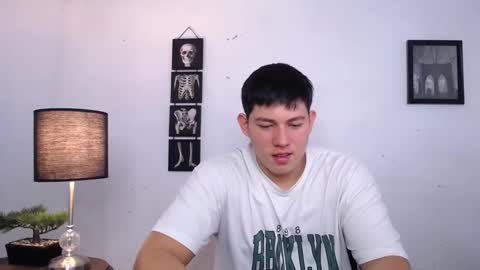 james_cr online show from November 20, 5:12 pm