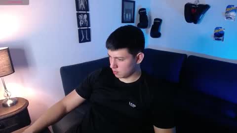 james_cr online show from February 28, 12:33 am