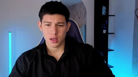 Snapshot of james_cr chatting on May 26, 12:23 pm james_cr online show from May 26, 12:23 pm