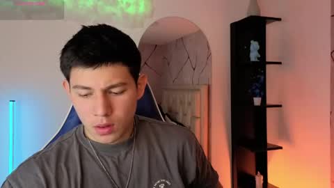 Snapshot of james_cr chatting on May 28, 12:13 pm james_cr online show from May 28, 12:13 pm