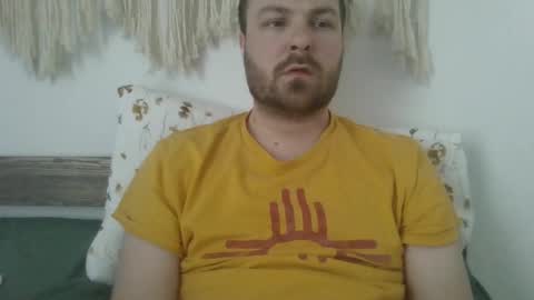 Snapshot of james_heron chatting on February 18, 9:32 am James Heron online show from February 18, 9:32 am