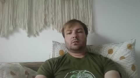 Snapshot of james_heron chatting on September 10, 7:52 am James Heron online show from September 10, 7:52 am