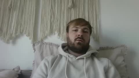 Snapshot of james_heron chatting on October 27, 8:40 am James Heron online show from October 27, 8:40 am