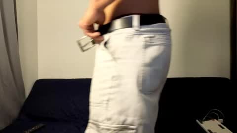 Snapshot of james_silva1 chatting on May 3, 12:16 am james_silva1 online show from May 3, 12:16 am