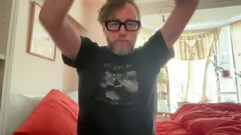 jamesbulleit online show from May 1, 6:23 pm