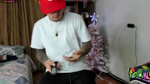 jamesdekker online show from November 29, 11:57 am