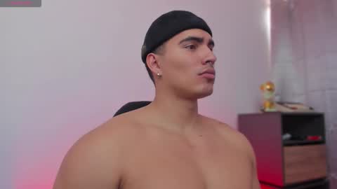 James Gray online show from November 18, 6:56 pm