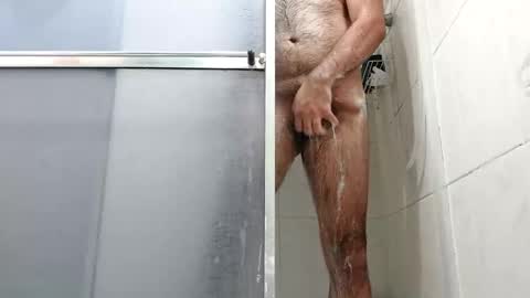 Snapshot of jameshetfield450 chatting on March 5, 6:56 pm James Clapeyron online show from March 5, 6:56 pm