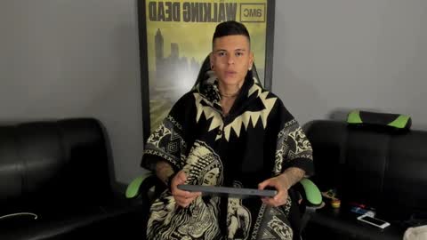 Snapshot of jamesinked_ chatting on December 20, 1:58 am Jamesinked online show from December 20, 1:58 am