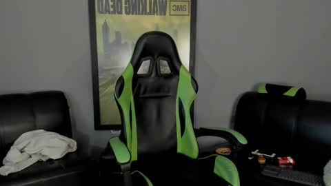 Snapshot of jamesinked_ chatting on January 27, 7:56 pm Jamesinked online show from January 27, 7:56 pm