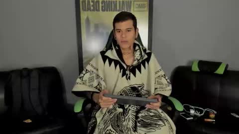 Snapshot of jamesinked_ chatting on February 20, 10:48 pm Jamesinked online show from February 20, 10:48 pm