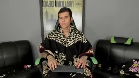 Snapshot of jamesinked_ chatting on March 8, 9:08 pm Jamesinked online show from March 8, 9:08 pm