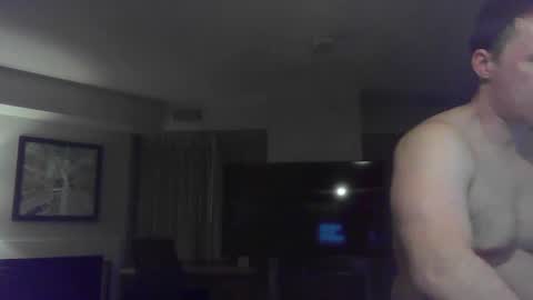 Snapshot of jamesjewels chatting on February 26, 1:32 am jamesjewels online show from February 26, 1:32 am