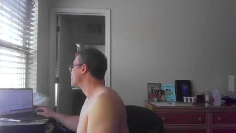 Snapshot of jamesjewels chatting on March 6, 5:33 pm jamesjewels online show from March 6, 5:33 pm