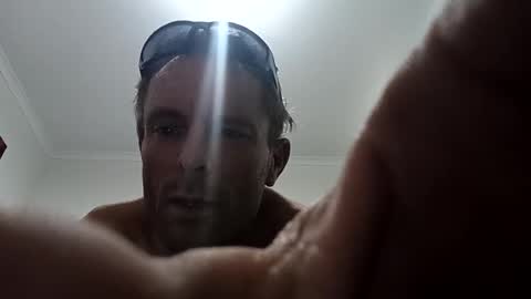 Snapshot of jamesloveridge901 chatting on July 6, 2:08 am jamesloveridge901 online show from July 6, 2:08 am