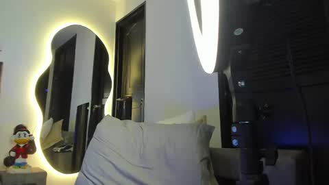 Snapshot of jamesowenn chatting on July 3, 6:09 am James Owenn online show from July 3, 6:09 am