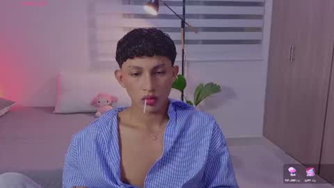 Snapshot of jamess_blanco chatting on July 28, 12:51 am jamess_blanco online show from July 28, 12:51 am