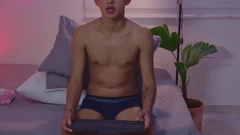 Snapshot of jamess_blanco chatting on July 30, 1:04 am jamess_blanco online show from July 30, 1:04 am