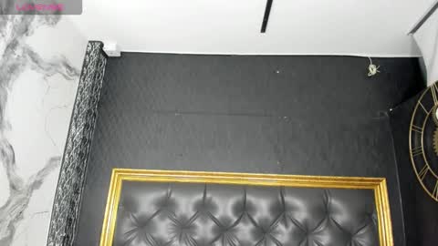 jamess_carterr_ online show from December 5, 6:33 am