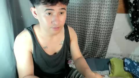 Snapshot of jamesthebigcockxxx chatting on June 11, 12:32 am jamesthebigcockxxx online show from June 11, 12:32 am