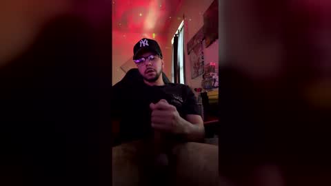 Snapshot of jamezmorales97 chatting on March 21, 6:55 pm jamezmorales97 online show from March 21, 6:55 pm