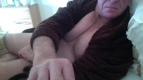 Snapshot of jamie291044 chatting on July 8, 6:07 am jamie291044 online show from July 8, 6:07 am