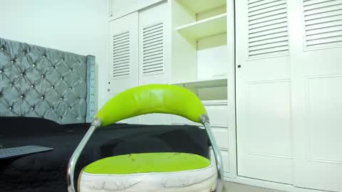 jamiee f online show from January 9, 2:03 am