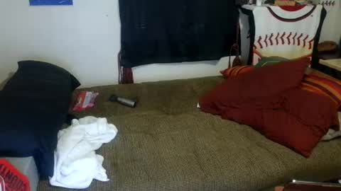 jamielove1975 online show from June 26, 12:15 am