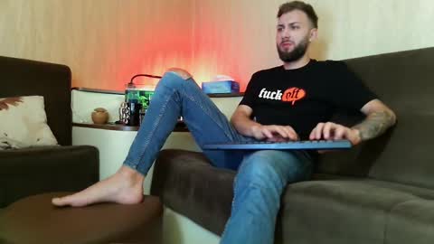 Robbie online show from March 11, 5:38 am