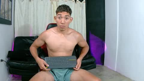 Snapshot of jamith_007 chatting on April 10, 9:25 am Jamithindependent model online show from April 10, 9:25 am