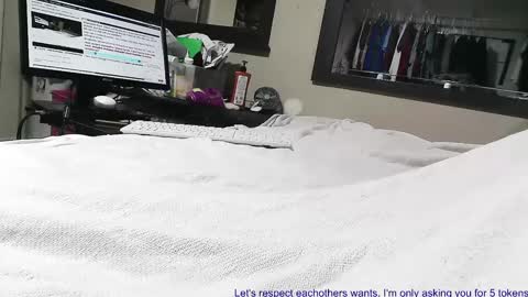 Snapshot of jamwarnerone chatting on March 5, 1:17 pm Bootyshows online show from March 5, 1:17 pm