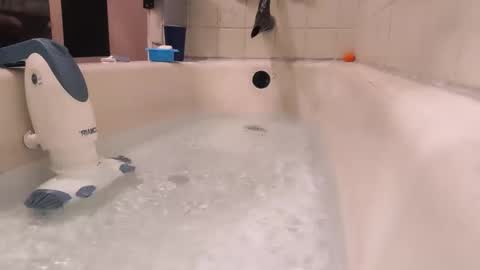 Snapshot of jamwarnerone chatting on November 30, 1:48 pm Bootyshows online show from November 30, 1:48 pm