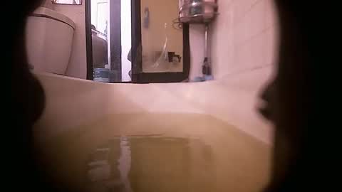 Snapshot of jamwarnerone chatting on December 21, 1:18 pm Bootyshows online show from December 21, 1:18 pm