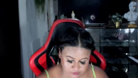 Snapshot of jan_milkhot chatting on March 6, 5:00 pm jan_milkhot online show from March 6, 5:00 pm