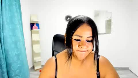 Snapshot of jan_milkhot chatting on October 19, 2:34 am jan_milkhot online show from October 19, 2:34 am