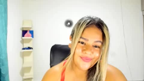 jan_milkhot online show from March 16, 1:26 pm