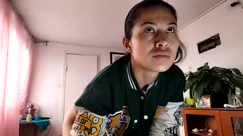 janariivera1 online show from November 6, 2:51 pm