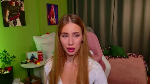 Snapshot of jane2sweet chatting on October 10, 7:13 pm jane2sweet online show from October 10, 7:13 pm