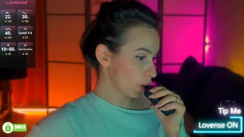 Snapshot of jane_bloempje chatting on December 30, 10:55 pm Jane and sheron online show from December 30, 10:55 pm