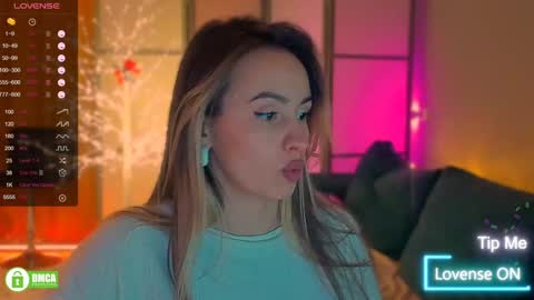 Snapshot of jane_bloempje chatting on January 5, 7:49 pm Jane and sheron online show from January 5, 7:49 pm