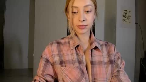 Snapshot of jane_bright chatting on February 9, 8:02 pm Jane online show from February 9, 8:02 pm