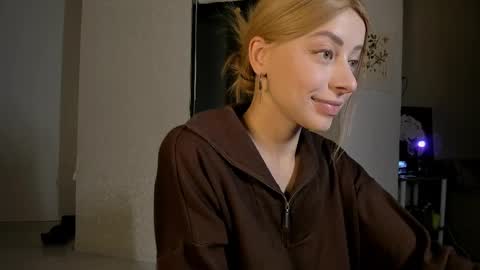 Snapshot of jane_bright chatting on March 8, 8:35 pm Jane online show from March 8, 8:35 pm