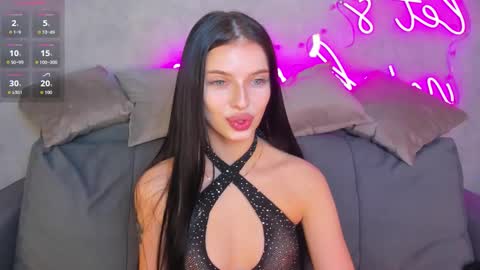 Eva online show from November 11, 1:05 am