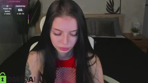 Eva online show from November 25, 11:27 pm