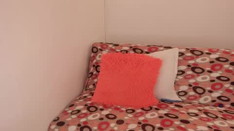 Snapshot of jane_monttgomery chatting on December 19, 1:07 am Jane M online show from December 19, 1:07 am